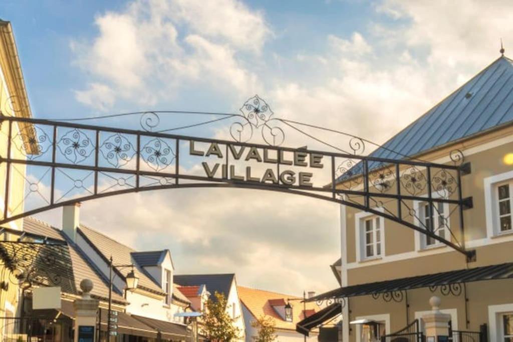 A Deux Pas De La Magie - Ideal Disneyland & Paris Bussy-Saint-Georges Exterior foto